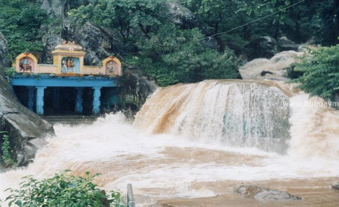 Kalhatti Falls